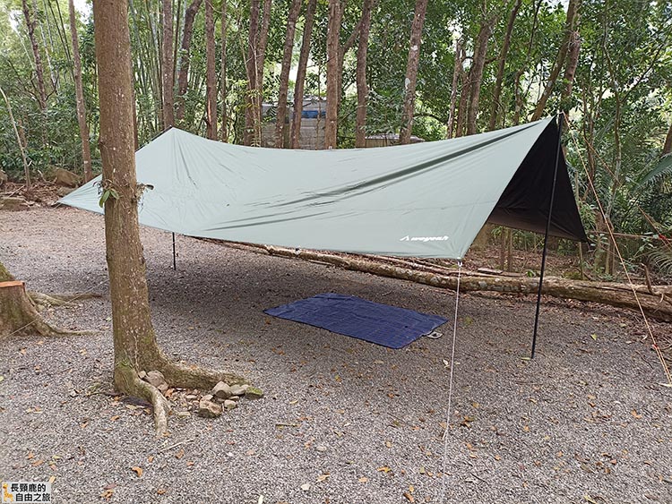 [露營] 美濃森林星光小屋 露營 溪流 泰式料理 - 長頸鹿的自由之旅｜旅遊紀錄 心得推薦 露營/浮潛/登山