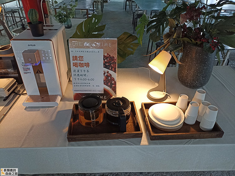 [露營] 美濃森林星光小屋 露營 溪流 泰式料理 - 長頸鹿的自由之旅｜旅遊紀錄 心得推薦 露營/浮潛/登山