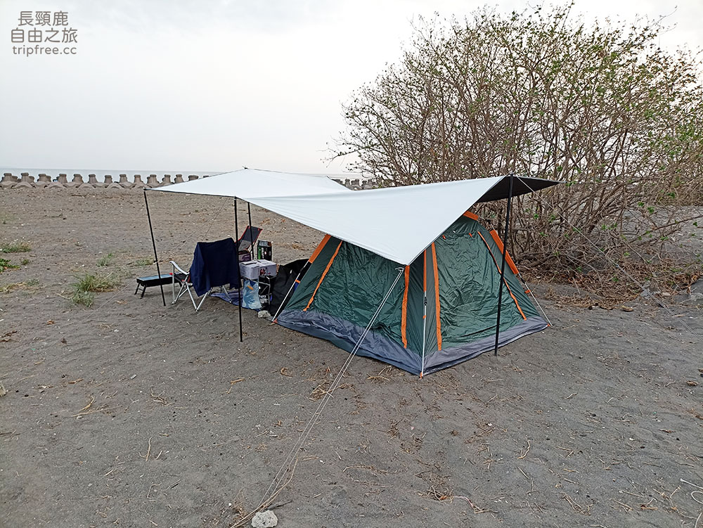 [露營] 汕尾觀光堤防 海灘野營 清澈海水 - 長頸鹿的自由之旅｜旅遊紀錄 心得推薦 露營/浮潛/登山