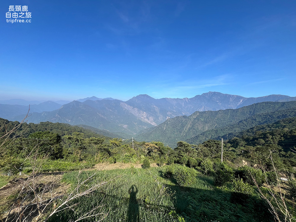 [露營] 獵人露營區 中海拔1100公尺 群山雲海環繞 俯瞰百萬風景 - 長頸鹿的自由之旅｜旅遊紀錄 心得推薦 露營/浮潛/登山